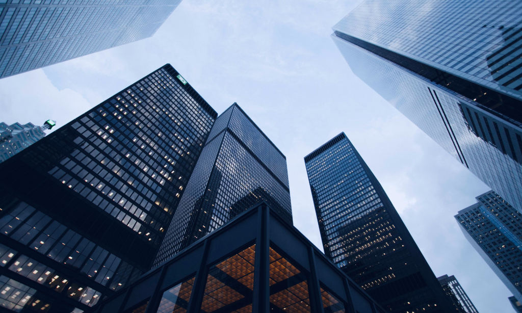 From Pilots to&nbsp;P&L: The 12 Factors That Determine Agentic AI ROI