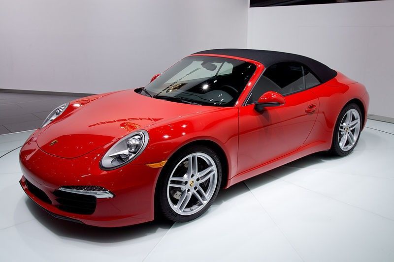 800px-2012_NAIAS_Red_Porsche_991_convertible_(world_premiere)